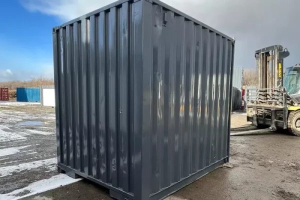 10ft-door-clearance-2.jpg-800x533-1.webp 10′ Hc Used Container with Rollup Door