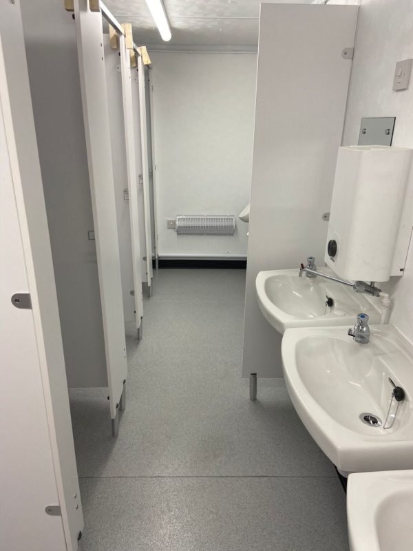 61-Steel-Toilet-Cabin-3-1152x1536 6+1 Steel Toilet Cabin