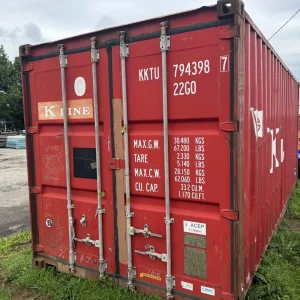 20′ Shipping Container CCR18113