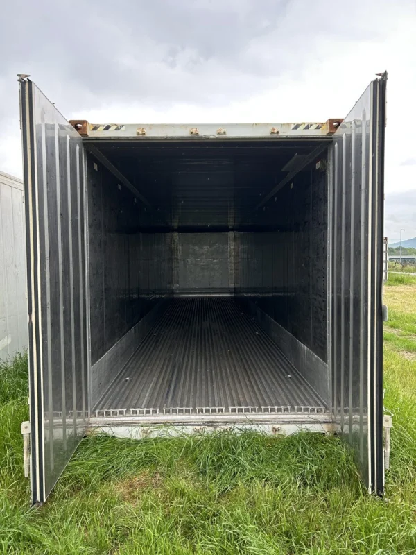 s-l1600-13-2 2009 40Ft High Cube Refrigerated Storage Container – CCR18757